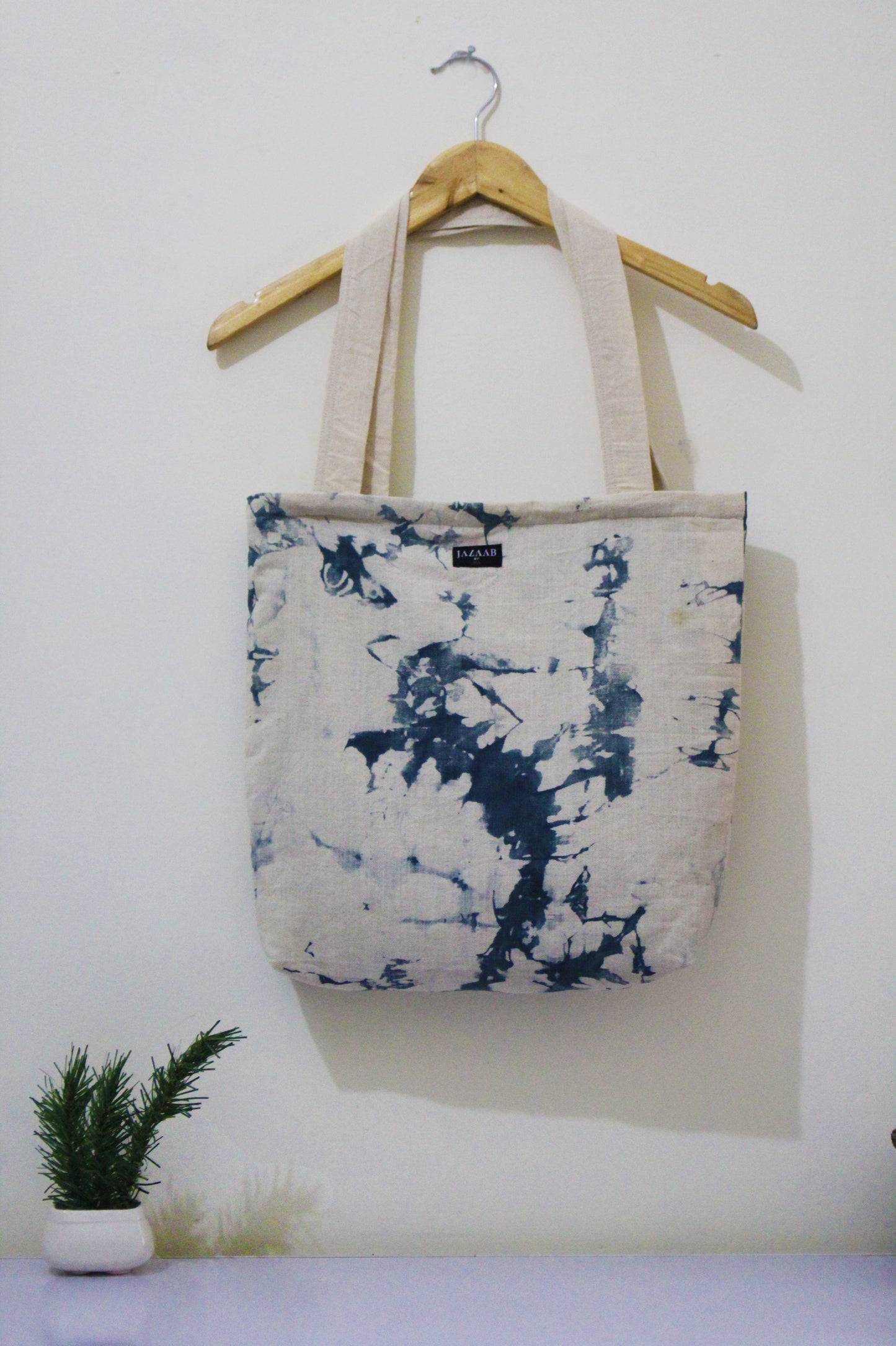 Crumble tote Hand dyed ( Zipper tote )