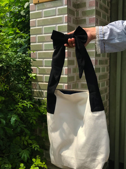 "Hobo Bag with Bow shoulder