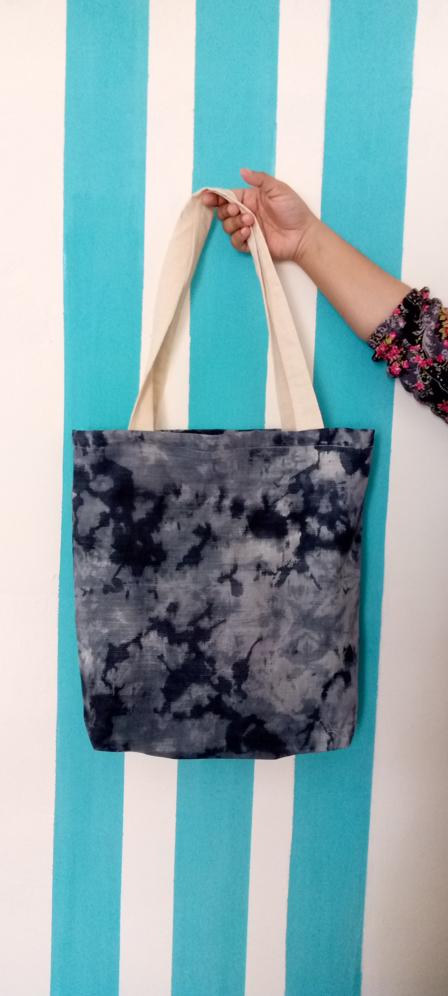 Crumble tote Hand dyed ( Zipper tote )