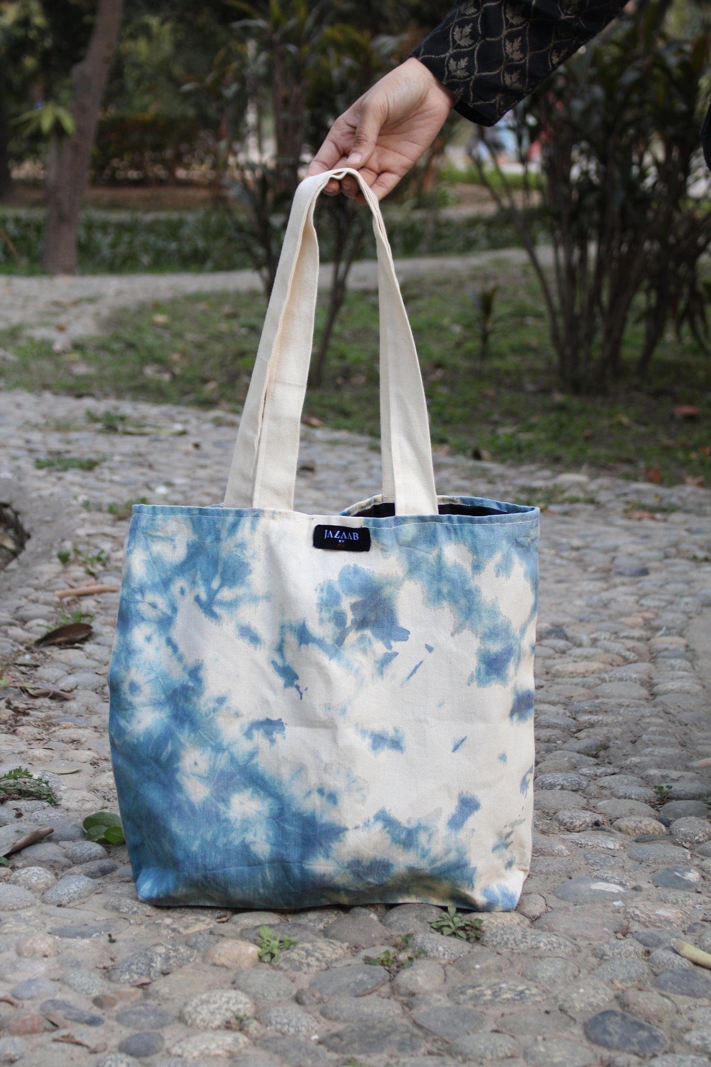 Crumble tote Hand dyed ( Zipper tote )